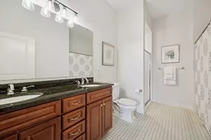 301 Clifton Ave, Minneapolis, MN 55403 - Photo 18