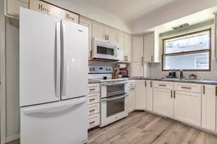 1034 Randolph Ave, Fergus Falls, MN 56537 - Photo 14