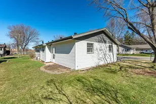 1034 Randolph Ave, Fergus Falls, MN 56537 - Photo 46