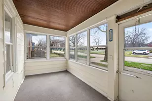 510 5th St NW, Faribault, MN 55021 - Photo 4