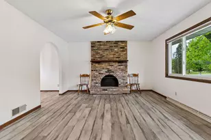 7360 Pine Tree Ln NE, Fridley, MN 55432 - Photo 8