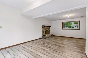 7360 Pine Tree Ln NE, Fridley, MN 55432 - Photo 30