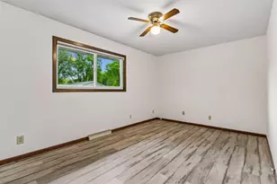 7360 Pine Tree Ln NE, Fridley, MN 55432 - Photo 18