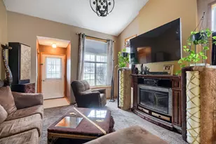 8731 Bechtel Ave, Inver Grove Heights, MN 55076 - Photo 2