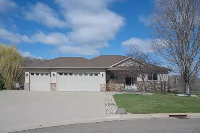 1431 23rd Street SE, Saint Cloud, MN 56304 - Photo 1