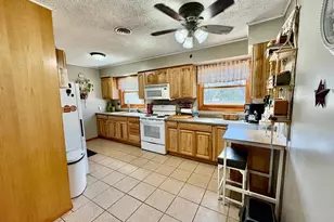 121 5th Ave NW, Baudette, MN 56623 - Photo 12