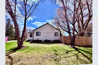 121 5th Avenue NW, Baudette, MN 56623 - Photo 4