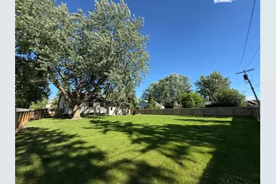 121 5th Avenue NW, Baudette, MN 56623 - Photo 34