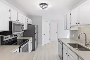 11011 Oregon Curv, Bloomington, MN 55438 - Photo 8