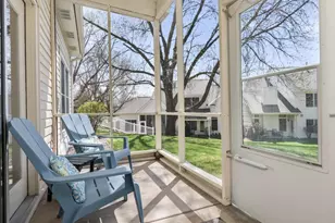 11011 Oregon Curv, Bloomington, MN 55438 - Photo 4