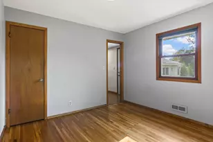 8308 Dupont Ave S, Bloomington, MN 55420 - Photo 28