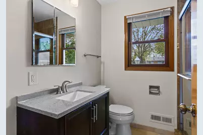 8308 Dupont Avenue S, Bloomington, MN 55420 - Photo 22