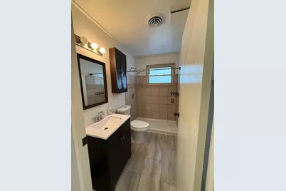 6725 W Verona Court, Milwaukee, WI 53219 - Photo 6