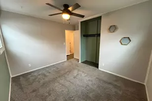 6725 W Verona Ct, Milwaukee, WI 53219 - Photo 8
