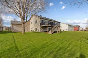 1255 Cottage Ln SE, Owatonna, MN 55060 - Photo 6