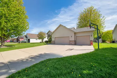 1255 Cottage Lane SE, Owatonna, MN 55060 - Photo 4