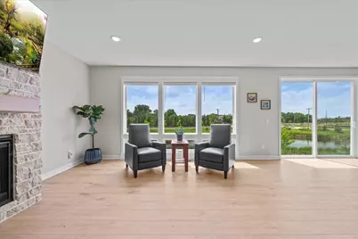 10125 Shadyview Lane N, Maple Grove, MN 55311 - Photo 14