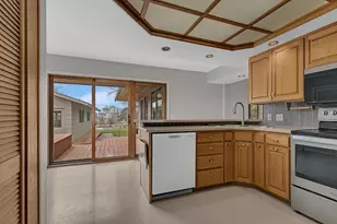 3604 Crestwood Dr NE, Alexandria, MN 56308 - Photo 8