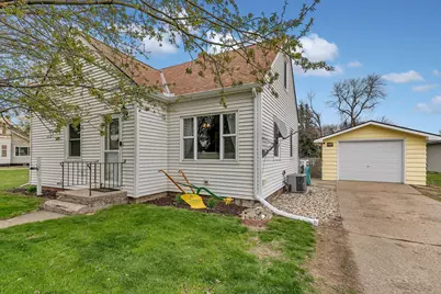 430 Pleasant Avenue S, Brooten, MN 56316 - Photo 2