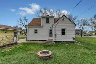 430 Pleasant Ave S, Brooten, MN 56316 - Photo 4