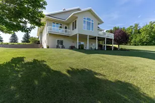 14124 E Eagle Lake Rd, Battle Lake, MN 56515 - Photo 6
