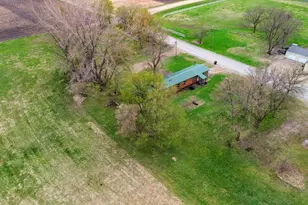 41 Bowman St, Stewart, MN 55385 - Photo 2