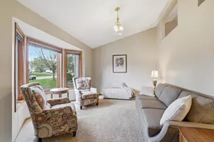 1611 Meadowview Trail, Hastings, MN 55033 - Photo 4