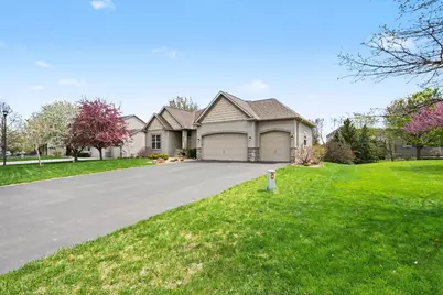6094 Summit Curve S, Cottage Grove, MN 55016 - Photo 2