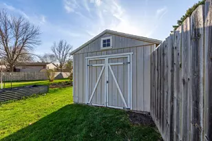 1840 Field Stone Ave SE, Owatonna, MN 55060 - Photo 38