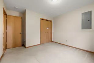 22200 Zion Pkwy, Cedar, MN 55011 - Photo 16