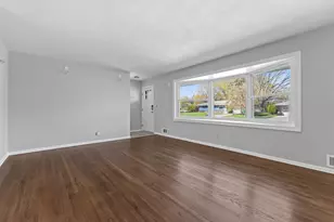 2780 Marion St, Roseville, MN 55113 - Photo 6