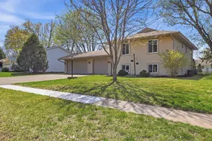 852 Cortland Dr, Apple Valley, MN 55124 - Photo 36