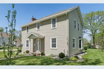 825 14th Street E, Glencoe, MN 55336 - Photo 1