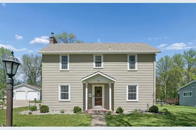 825 14th Street E, Glencoe, MN 55336 - Photo 2