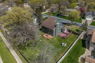 15020 Rushmore Crescent, Burnsville, MN 55306 - Photo 2