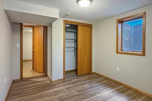 506 Elaine Ave, Marshall, MN 56258 - Photo 24
