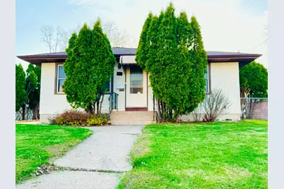 465 Ruth Street N, Saint Paul, MN 55119 - Photo 2