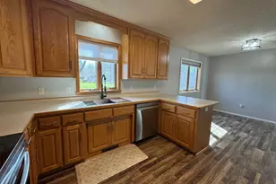 917 Lilac Ln, Little Falls, MN 56345 - Photo 6