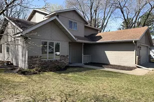 917 Lilac Ln, Little Falls, MN 56345 - Photo 2