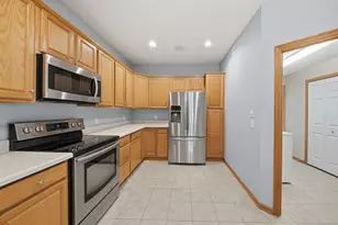 13872 Autumnwood Ct, Rosemount, MN 55068 - Photo 4