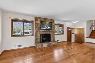 6009 Chapel Dr, Edina, MN 55439 - Photo 4