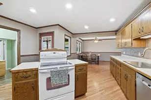 822 W Chandler St, Arlington, MN 55307 - Photo 4