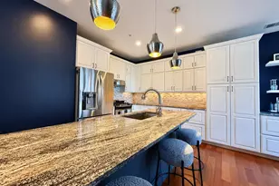 511 S 10th St, Minneapolis, MN 55404 - Photo 6
