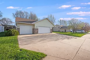 18 La Mar Ct, North Mankato, MN 56003 - Photo 8