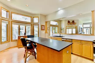 3711 Village Ct, Woodbury, MN 55125 - Photo 6
