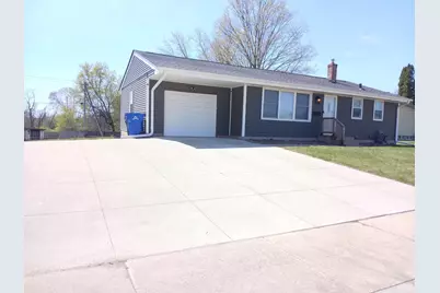 2210 Ivy Avenue E, Saint Paul, MN 55119 - Photo 1