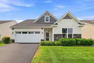 6733 92nd St S, Cottage Grove, MN 55016 - Photo 2