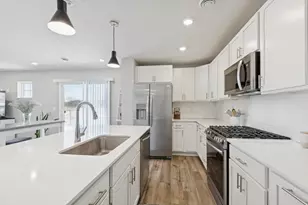 10546 Weston Wy N, Maple Grove, MN 55369 - Photo 8