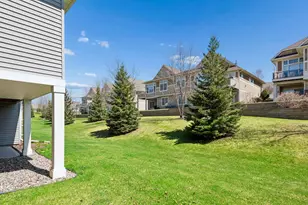 8652 Lake Riley Dr, Chanhassen, MN 55317 - Photo 38