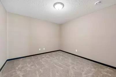 8652 Lake Riley Drive, Chanhassen, MN 55317 - Photo 30